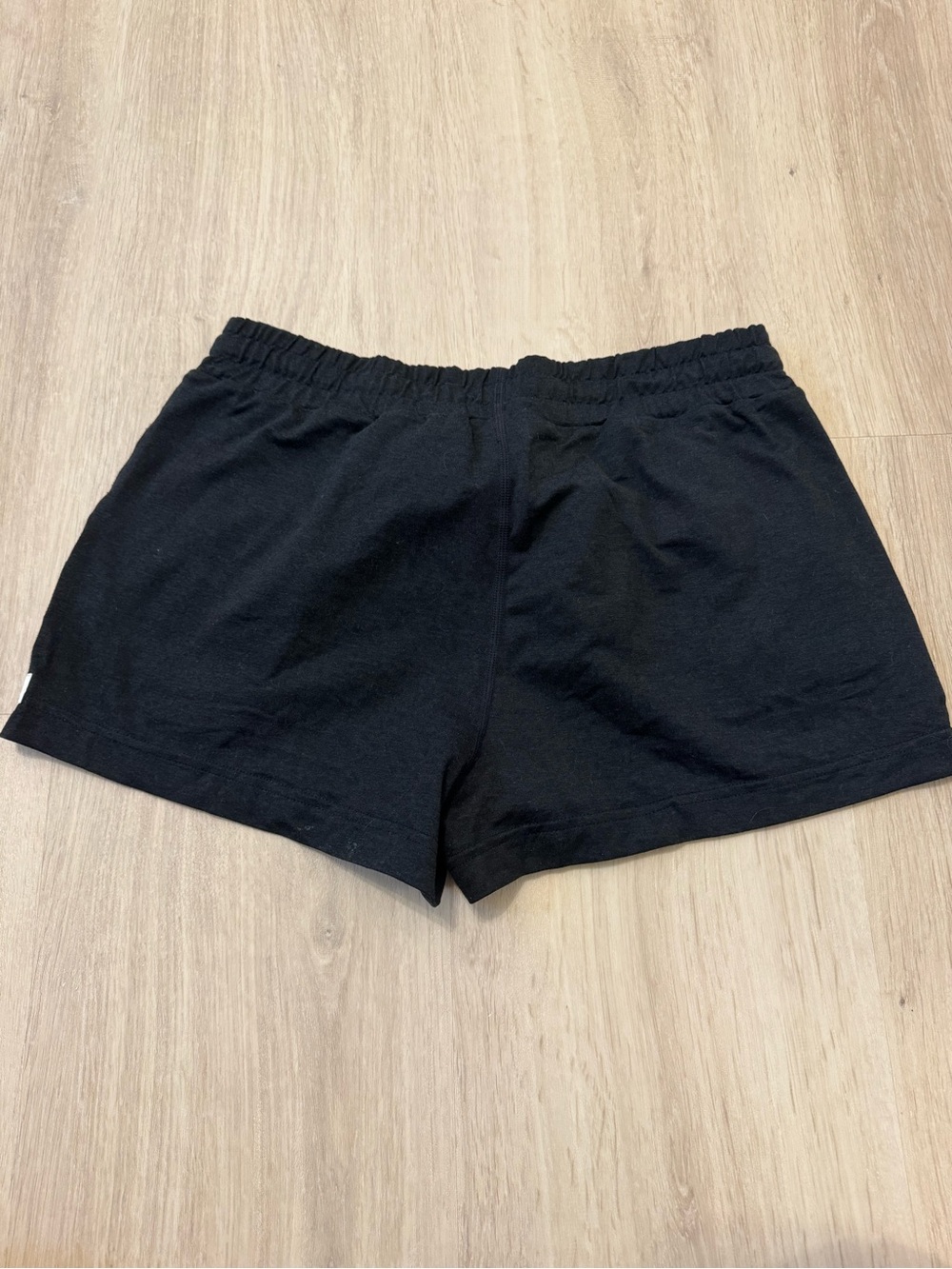 Vuori Black Women's Athletic Drawstring Shorts - Picture 2 of 3